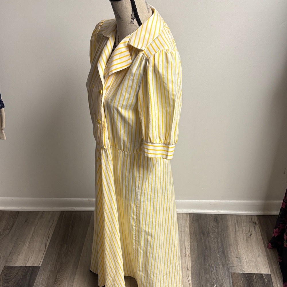 Vintage 60’s Yellow Striped Midi Dress - Picture 3 of 16
